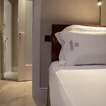 Apartment Center *