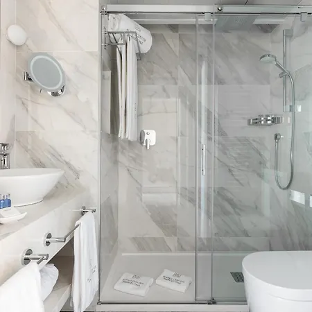 Apartament Center *